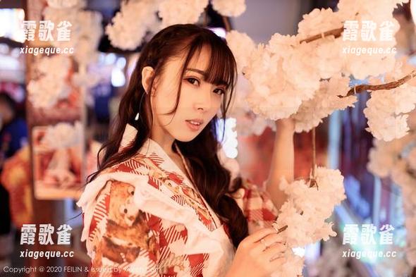 Feilin嗲囡囡 - 分享K8傲娇萌萌Vivian的裸足写真，让我好奇她会不会害羞呢？