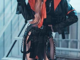 Jenny(정제니)的毕业照—DJAWA风格，纯白却又满满的色感，高清美图让人一不小心多看好几眼。