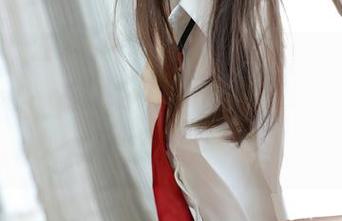 MFStar模范学院 – 唐琪儿Beauty，你的皮衣合集让我想起了车间工人，也有那么一点点叛逆。