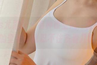 UGirls尤果网 – 有种镂空风，张小西Ann的壁纸让我忍不住多看几眼！