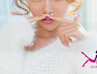 UGirls尤果网 – 张雪馨奶牛写真：种草不如吃草！