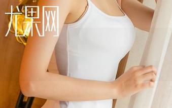 UGirls尤果网 – 纯小希：白衬衫的无奈原图，恭候您来欣赏！