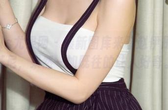 UGirls尤果网 – 最新图库来看赵伊彤的比基尼，果然一如既往的让人好奇。
