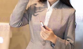 Xiuren秀人网 – 拍摄日记：呆呆的瑞bb的天台之旅，原图让人忍俊不禁。