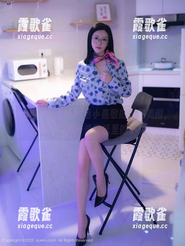 Xiuren秀人网 - 看小嘉敏的瑜伽美图，随便一张都好像壁纸里的仙女。