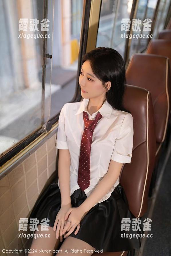 Xiuren秀人网 - 小逗逗在泳装里，人间烟火，无圣光不怕