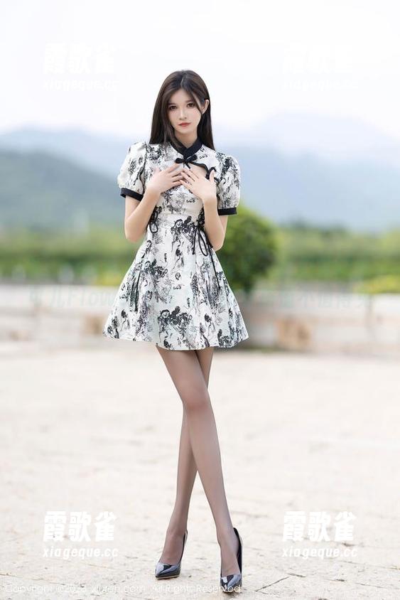Xiuren秀人网 - 举手投票：你们觉得朱可儿Flower这套兔女郎穿搭值不值得免费图集一看？