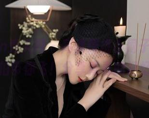 Xiuren秀人网 – 高清樱桃小阑子，双人自拍带你飞！分享青春的记忆吧