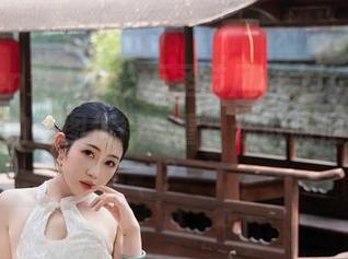 Xiuren秀人网 – 万圣节风格大比拼，油田溪溪的套图值得一看！你敢随便放弃吗？