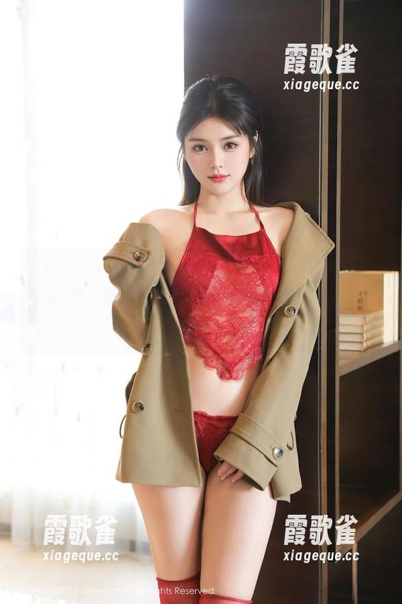 Xiuren秀人网 - 谭睿琪Ailsa写真选集：秘密里的随性，悄悄跟你分享点不一样的。