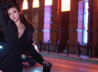 Xiuren秀人网 – 免费的麻布学妹私房写真，粉色到你醉！