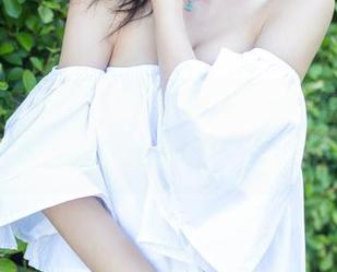 YouMi尤蜜荟 – 葛征Model的短裤套图，快来用资源提升你的夏日穿搭灵感！