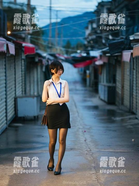 nagisa魔物喵的四月合集——意外发现，这些姿势太呆萌了！