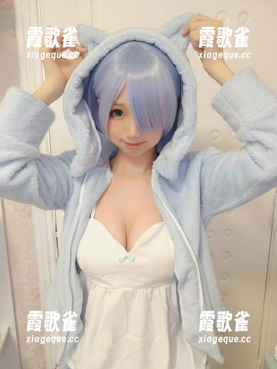 哇塞！nagisa魔物喵制服下的私房美图太撩了吧？