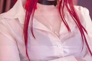 少女芳华在sally多啦雪的写真图册中，轻飘飘的梦影进驻