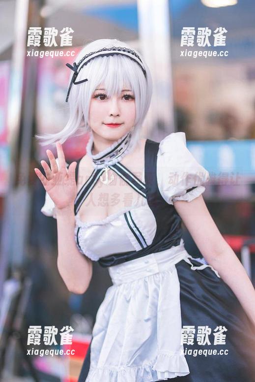 免费的亚缇arty瑜伽写真，动作优雅得让人想多看几眼。
