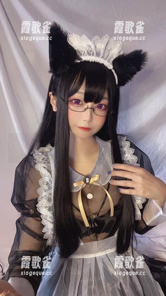 分享佳佳好难啊的校服诱惑：图库点滴回顾
