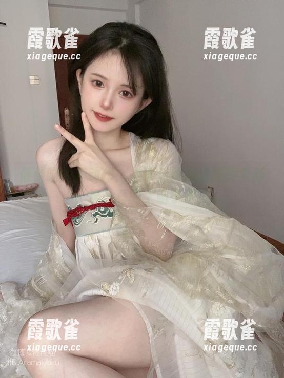 倦倦喵的新动作：放课后体操服原图更新，这…真的太萌了吧！