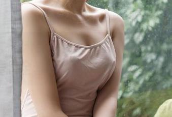 克拉女神 – 江琴虽然不到十分钟，但她的婚纱全套却像是在练习为之绽放