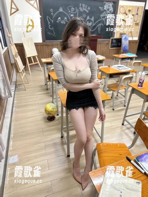 微密圈 - 束带突然横空出世，和可可西yyy高清原图搭配得刚刚好，真有点意思。