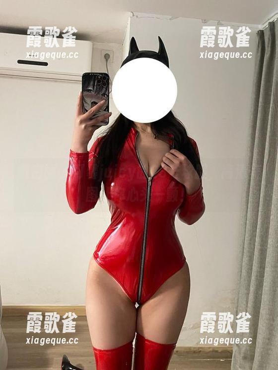 微密圈 - 可馨juicy的23号球服，高清美图让你心头一颤！