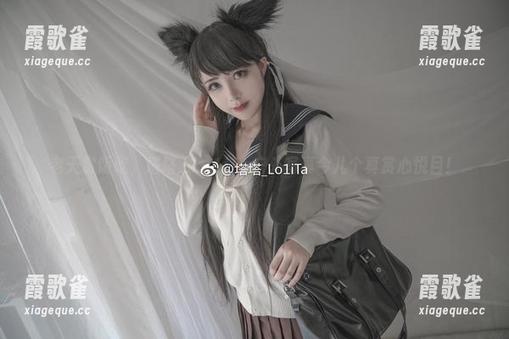 老天赏饭吃，塔塔_Lo1iTa户外写真今儿个真赏心悦目！