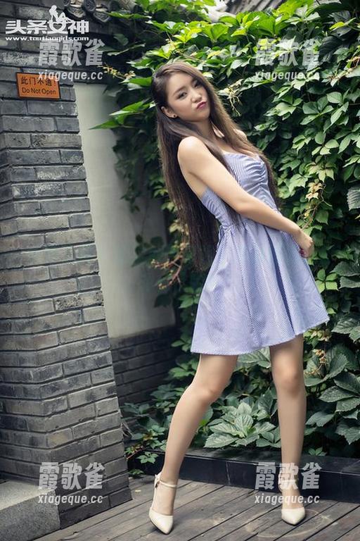头条女神 - 镂空的草莓酱：高清图包让你想多了哟！
