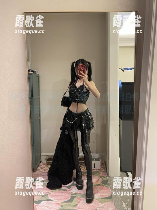 微密圈 - 口味不凡，妮是老虎的黑白修女服，美图驾到，资源请按顺序领取！