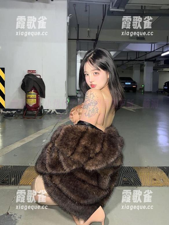 小优优子 微密圈 - 小优优子的校服图集更新,脑洞大开,接招吧!