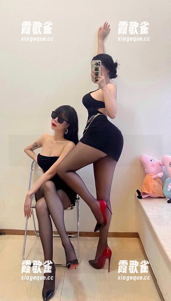 微密圈 - 谁说只要视频？小猫咪ck的原图和图包都能撩到你！