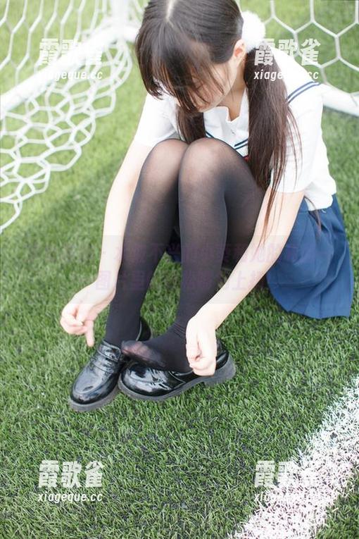 少女秩序 - 水波不兴的小葵和她的和服——图片里的轻松嘴角上扬！