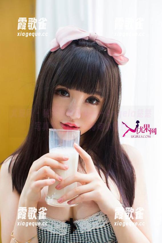 尤果网 - 秘书也有春天——Angela楚楚写真集，分享一两句小情绪