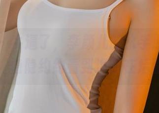 尤果网 – 牛逼了，李颜儿的水手服美图终于更新！隐隐约约看到海鸥在后面点赞。