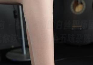 异思趣向 – 看完定制的白丝职场图片，优优你这一波我内心五味杂陈。