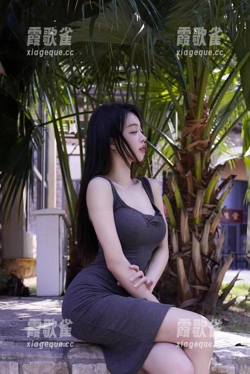 微密圈 - 徐珺大哥的校园套图下载，校园里的闲逛好去处～