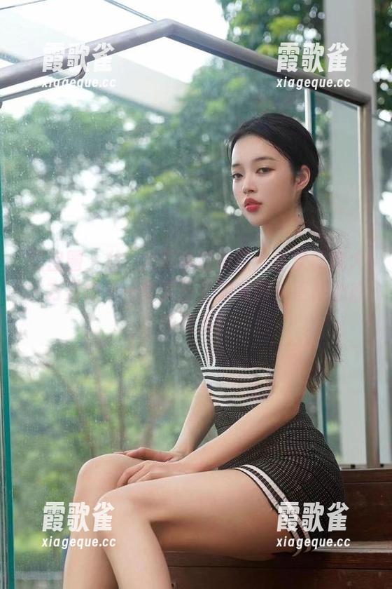 微密圈 - 徐珺大哥亲自示范：喜欢就该大大方方地来一个无圣光的美图，直击心底的欢乐！