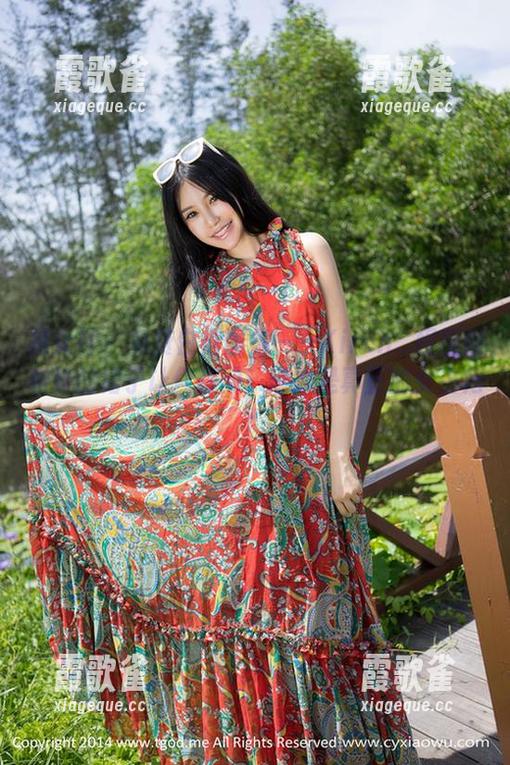 推女神 - 免费白裙图集——Kiren_程程程和她的裙子让你想问：谁才是真正的女主角？