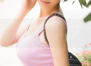 推女神 – 最新的苏糯米圣诞合集，注意啦，右边的糖果好像在隐约对你眨眼！