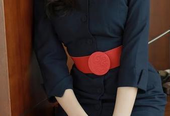模范学院 – 旗袍和Ellie艾栗栗——这本写真图册的魔力，啧啧，让人想试试呢