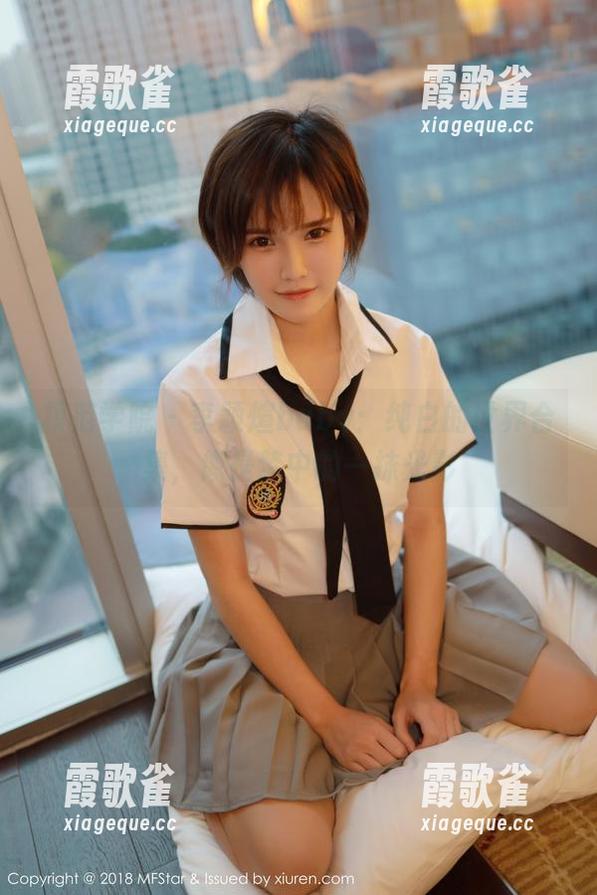 模范学院 - 李颖煊baby：纯白的世界合集，像是梦中的一抹光影