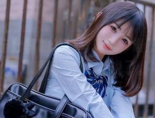 樱井宁宁分享的丝袜写真集，谁没想过要看几眼呢，嗯…不说了。