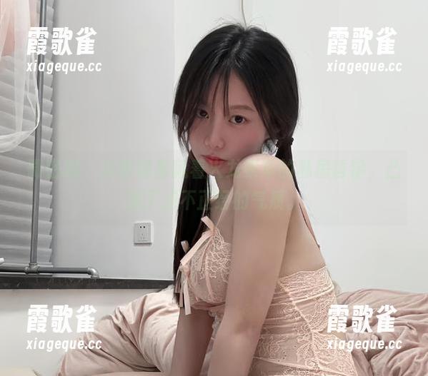 微密圈 - 连衣裙里藏着火龙果羊的私房哲学，凸显了点不正经的气质。