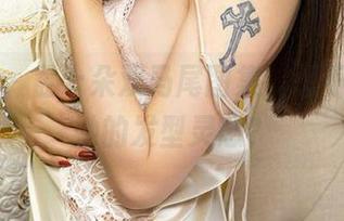 爱尤物 – 孟十朵双马尾图集，想不想试试她的发型灵感？