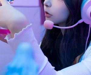 “白丝”中的恰到好处，玉汇yuuhui的精选图片值得一看