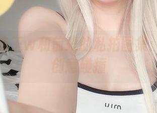 眼酱大魔王w和前辈的私拍图集：可乐与创意碰撞