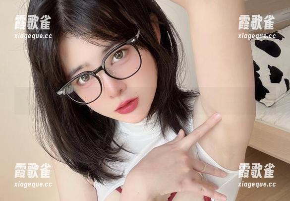 眼酱大魔王w带你飞，空姐肉丝壁纸合集让你意想不到！