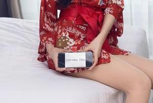秀人网 – 在线欣赏Vetiver嘉宝贝儿的作品，白丝下的每一个姿态都在挑逗着我胡思乱想。