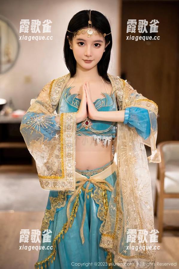 秀人网-养乐多Doll 秀人网 - 养乐多Doll的红裙旋转,下载像个小淘气