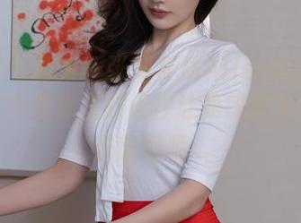 秀人网 – 再来一张刘艾琳Allen的和服作品，这个图库里的佳作让我想到了何时能去旅行呢…