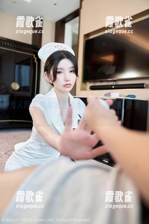 秀人网 - 死库水里的小纯子，私拍资源果然不一般！